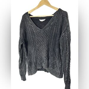 No Boundaries Charcoal Gray V-Neck Cable Knit Sweater